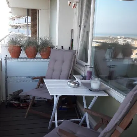 Met Uitzicht Op Zee Διαμέρισμα *